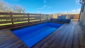 Uklassifisert bilde, 3 av 18, knapp