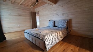 3 chambres, accès à Internet, literie fournie