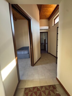Interior - Pippina House and Choirs (Sicilia)