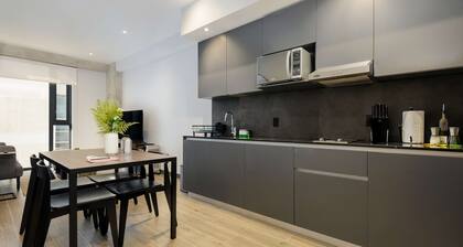 w Amazing 1BR in the Heart of Interlomas