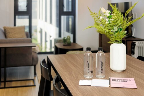 w Enchanting 1BR in the Heart of Interlomas