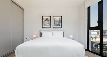 w Luxurious 2BR in the Heart of Interlomas