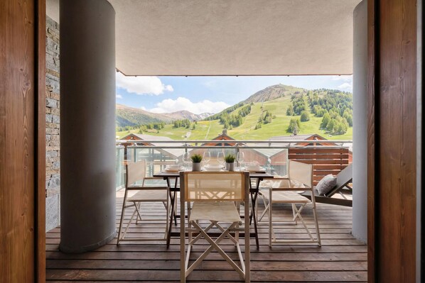 Standard-Apartment, Mehrere Schlafzimmer (Casa del Colle D2) | Speisen im Freien