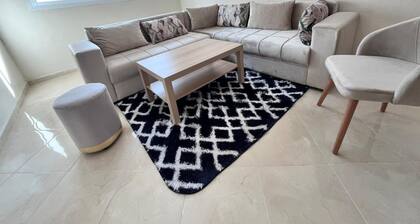 Fabulous 2-bedroom apartment with AC in vibrant FĂšs