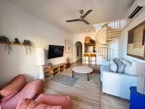 Living area - Duplex 2 bedrooms with terrace close to the beach in Santa Pola (Santa Pola)