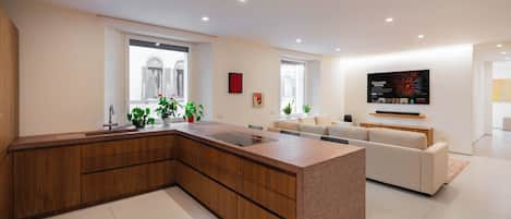 Apartament, 4 dormitoris | Sala d'estar