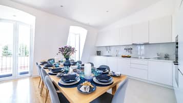 Blue by the River 4 - Unique Penthouse Duplex | Dining
