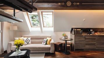 Lejlighed - balkon - bjergudsigt | Skrivebord, arbejdsområde til bærbare computere, gratis Wi-Fi