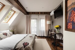 Desk, laptop workspace, free WiFi - IJG Imperial Apartamenty Krupówki (Zakopane)