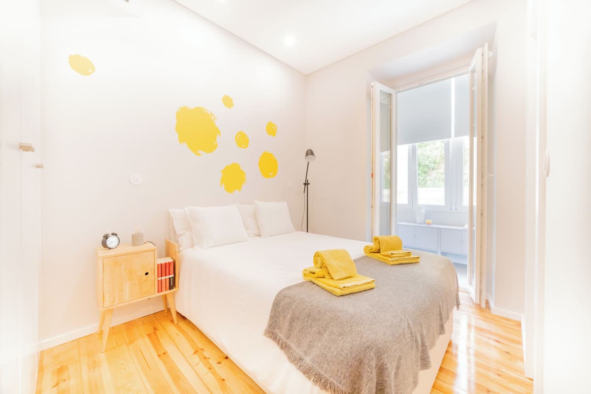 Standard Apartment, 4 Bedrooms | Blackout drapes, iron/ironing board, free WiFi