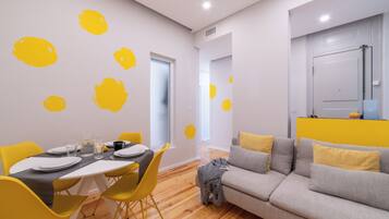 Standaard appartement, 4 slaapkamers | Dineren