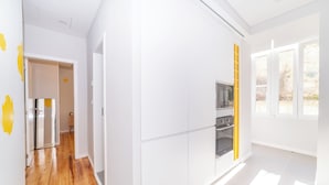 Standard Apartment, 4 Bedrooms (Alameda) | Bahagian dalam