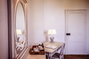 Imagen sin descripción, 4 de 12, botón