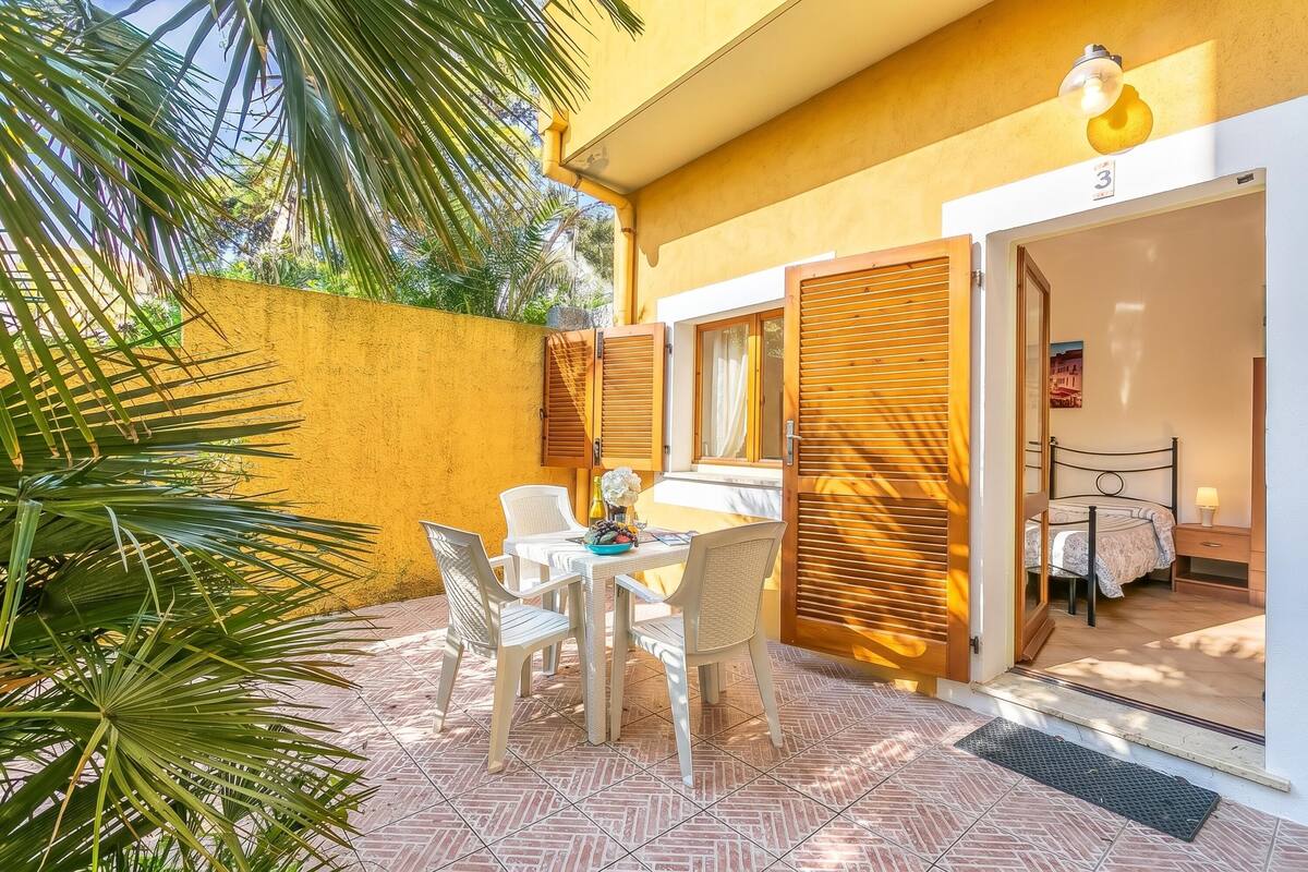 Standard Studio, Microwave (Residence Argentiera Studios GF for 2) | Outdoor dining