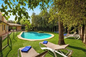 Piscine extérieure