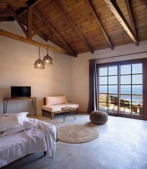 Chambre Double Supérieure, vue mer | Coffres-forts dans les chambres, rideaux occultants, Wi-Fi gratuit