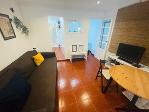 Alfama Nest | 起居區