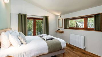 5 bedrooms, WiFi