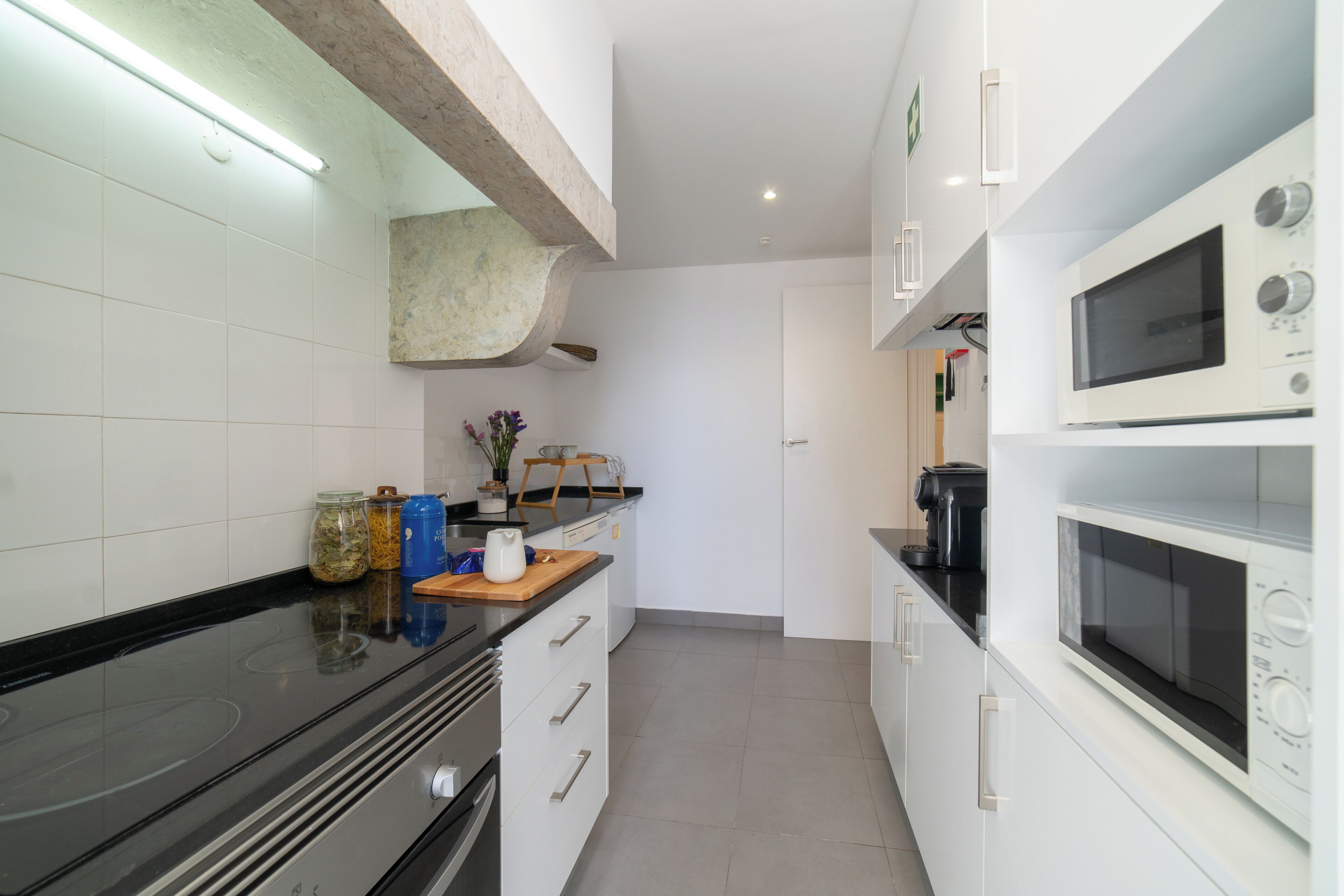 Appartement Confort, 4 chambres (Desterro Historical 4) | Cuisine privée | Réfrigérateur, micro-ondes, four, plaque de cuisson