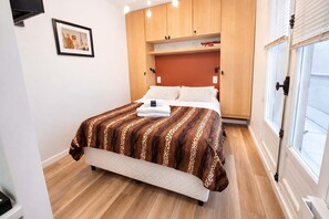 Iron/ironing board, WiFi, bed sheets - Appartement coeur paris 16 Trocadéro Tour Eiffel (Paris)