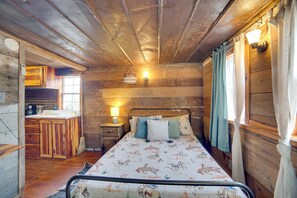 House (0 Bedroom) | Interior - Couples Getaway w/ Ranch Views - Near Lavon Lake! (Blue Ridge)