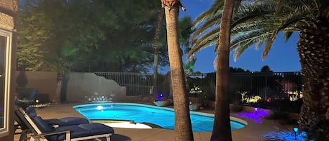 Piscine extérieure, piscine chauffée