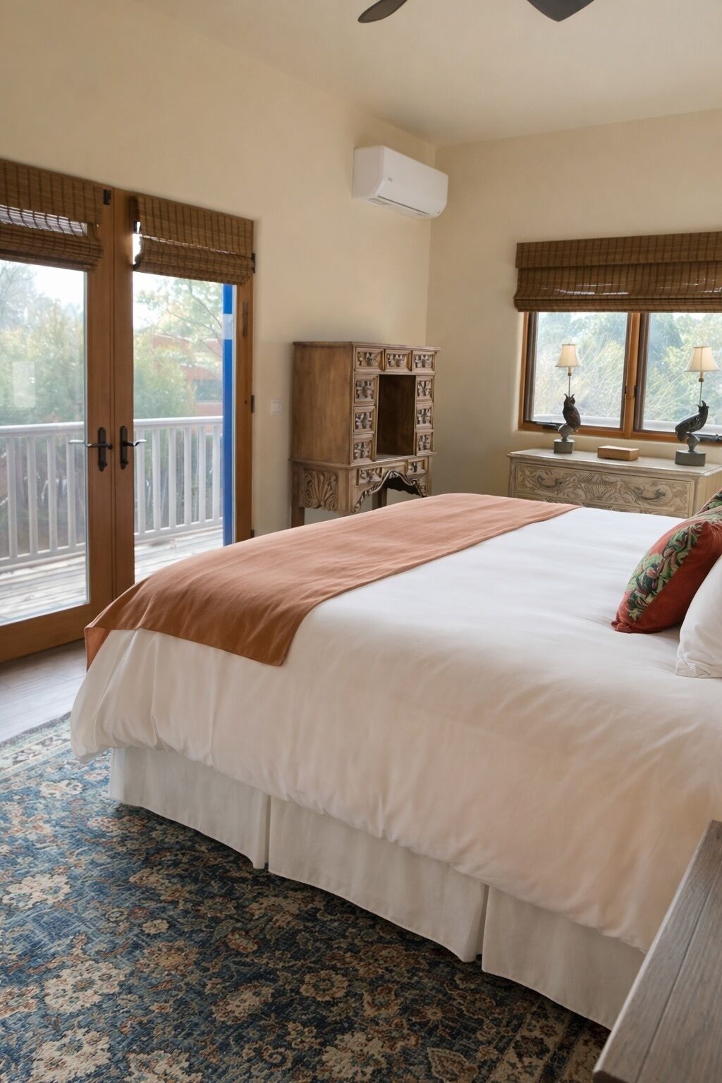 3 bedrooms, iron/ironing board