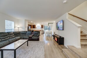 House (4 Bedrooms) | Interior - Greenbackville Retreat w/ Deck: 1 Mi to Marina! (Greenbackville)