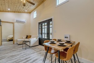 Casa (2 Bedrooms) | Interior