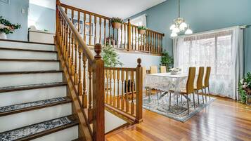 Maison (5 Bedrooms) | Intérieur