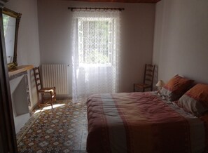 Uklassifisert bilde, 4 av 13, knapp