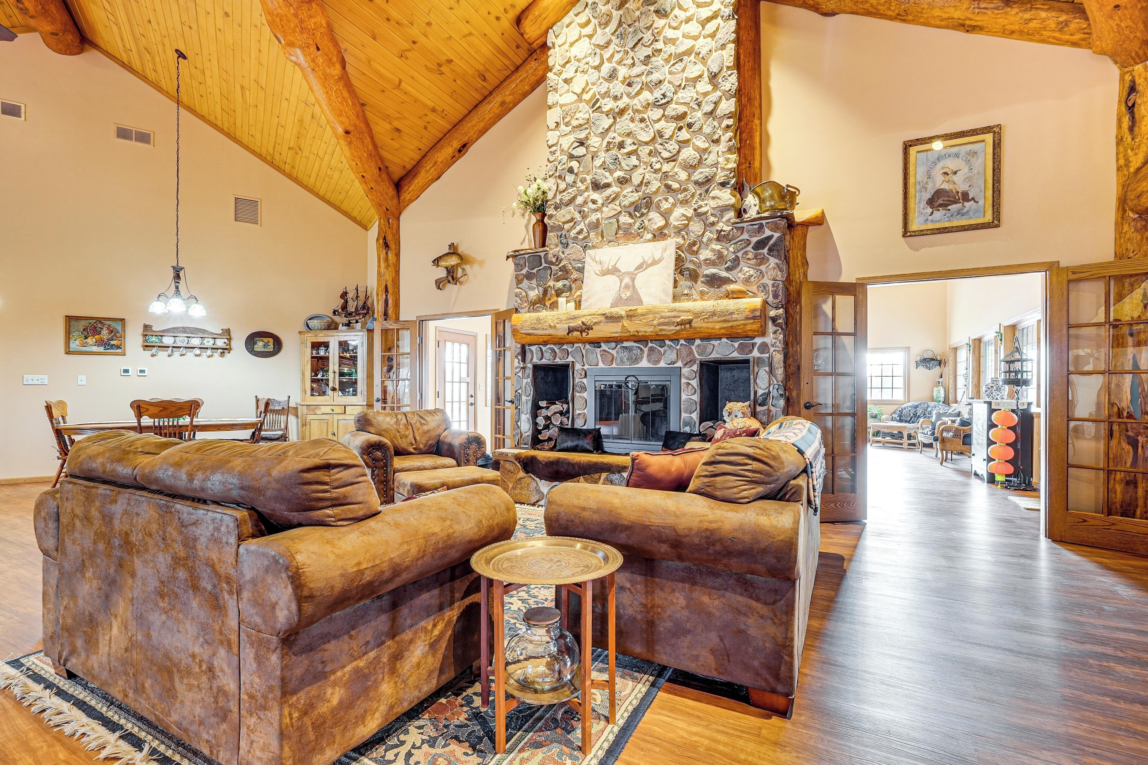 House (3 Bedrooms) | Front of property