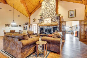 House (3 Bedrooms) | Front of property