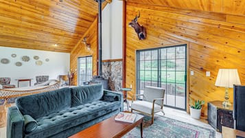 House (3 Bedrooms) | Front of property