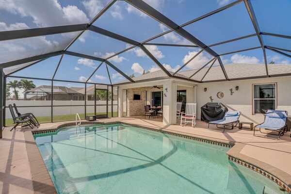 Private Yard & Pool: Dog-friendly Cape Coral Home - Florida