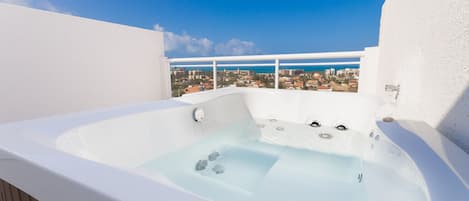 Appartement de base | Baignoire à remous extérieure