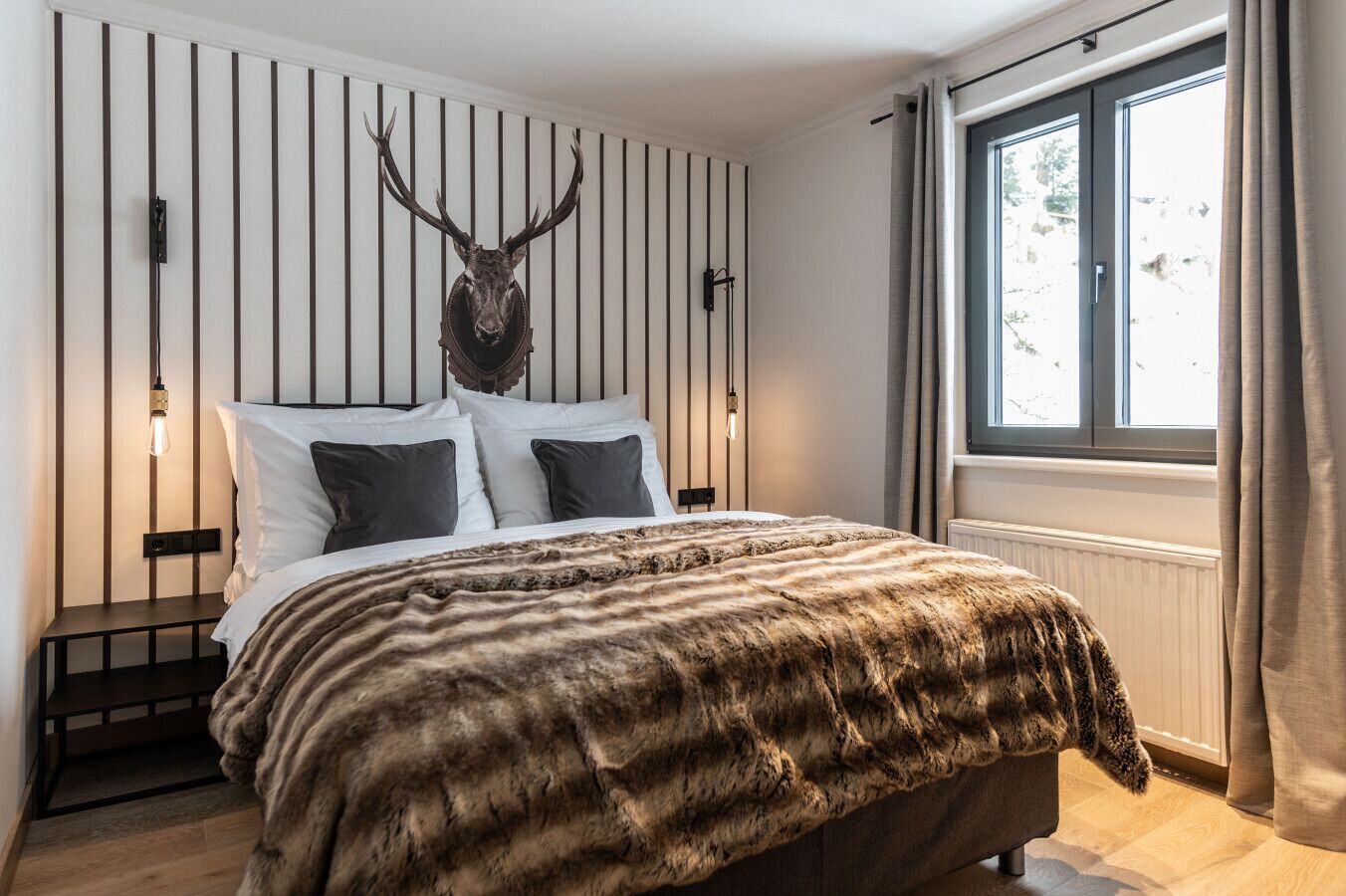 2 Schlafzimmer, Schreibtisch, Bügeleisen/Bügelbrett, WLAN