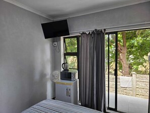 6 Schlafzimmer, Bügeleisen/Bügelbrett, WLAN, Bettwäsche