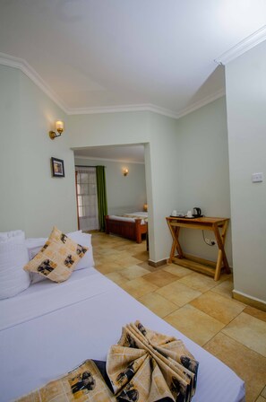 Deluxe Double or Twin Room, Balcony, Garden View | Free WiFi - Amani Safari lodge  (Arusha)