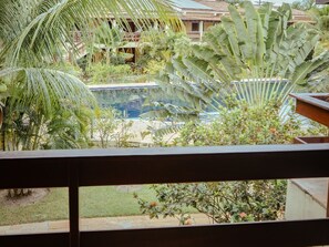 Property grounds - House in a gated community with pool – 300m from Taperapuã Beach (Porto Seguro)