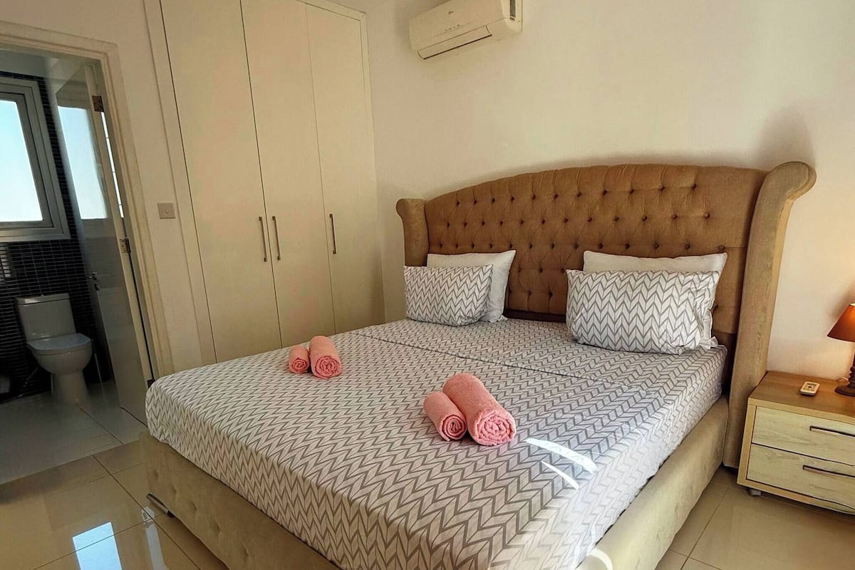 House, 3 Bedrooms | Bathroom