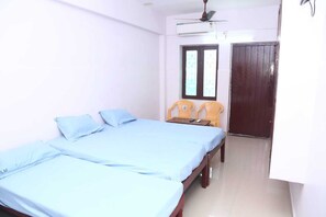 Unclassified image, 5 of 18, button - SRI MAHALAKSHMI GUEST HOUSE (Viluppuram)