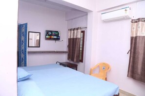 Unclassified image, 4 of 18, button - SRI MAHALAKSHMI GUEST HOUSE (Viluppuram)