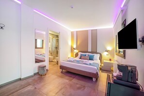 Family Room, Multiple Bedrooms (Alternative Room 4 Relax & SPA) | 1 bedroom, free WiFi, bed sheets - Alternative Rooms Relax & SPA (Scorrano)