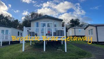 Mobile Home, 3 Bedrooms, Smoking, Balcony | Exterior