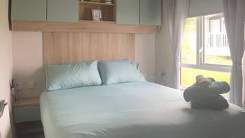 House, 3 Bedrooms, Smoking, Fireplace