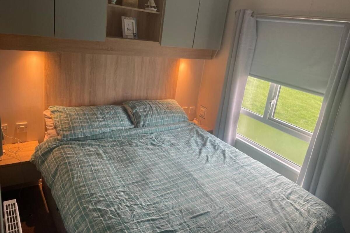 House, 3 Bedrooms, Fireplace