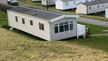 House, 3 Bedrooms, Smoking, Fireplace | Exterior