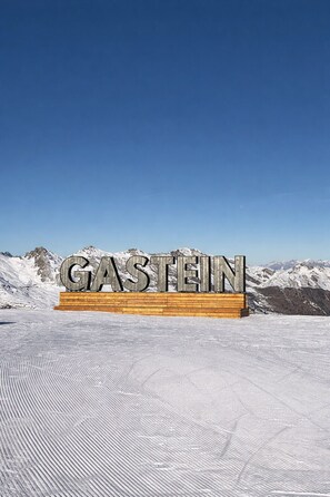 Unclassified image, 5 of 12, button - 28 m² Studio mit Balkon für 2 Personen (Alpenresidenz (Bad Gastein))