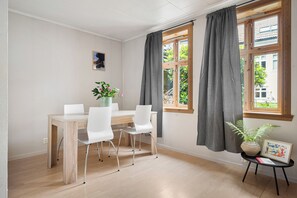 House, City View | Dining - The Red House - Affordable living (Bergen)